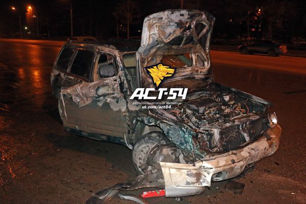 На Ватутина водитель Subaru Forester протаранил «девятку» и сбежал с места ДТП