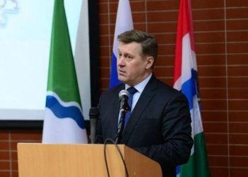 Локоть пройдется с Монстрацией, если его пригласят не менее пяти тысяч человек