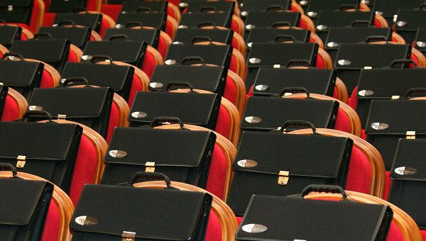 Новосибирская область возглавляет рейтинг численности аппарата чиновников среди регионов СФО