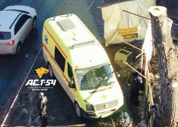 Предмет, похожий на бомбу, обнаружили в Новосибирске, на месте работают саперы