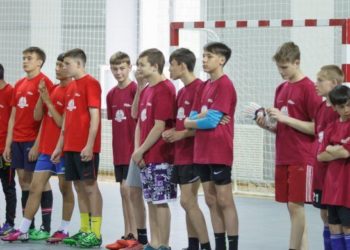 Школьники и воспитанники детских домов НСО провели завершающий турнир в рамках проекта «Чемпионы будущего»