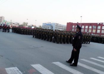 На площади полки… (Фото)