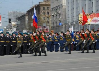 Три тысячи военных и 70 единиц техники пройдут парадом по Новосибирску 9 мая