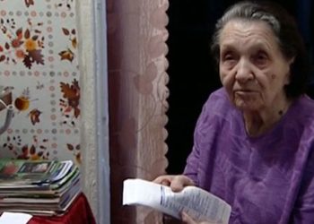 Коммунальщиков, перекрывших канализацию вдове ветерана ВОВ, уличили в самоуправстве