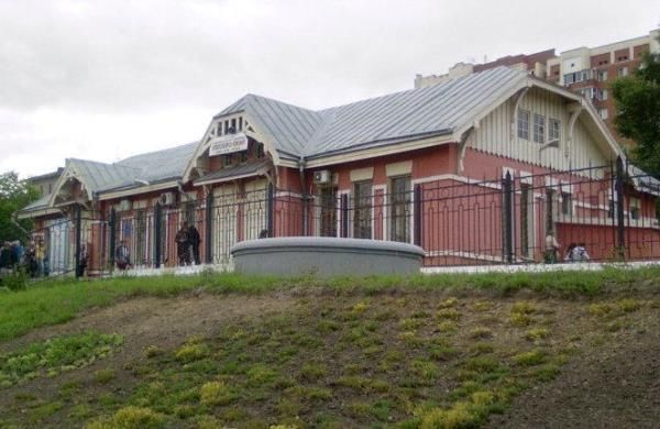 «История ничему не учит, а только наказывает за незнание уроков»