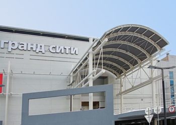 Пустующий ТРЦ выставлен на продажу за миллиард рублей