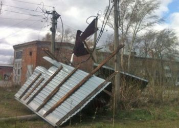 МЧС сообщает о резком ухудшении погоды и рекомендует закрыть все окна и двери