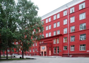 Бывший ректор НГТУ обошел своих новосибирских коллег по уровню доходов