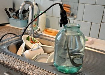 28 улиц Новосибирска оставят без горячей воды сразу после длинных выходных в честь Дня России