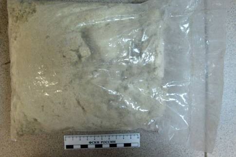 Контрабандист пытался провезти в аккумуляторе 5 кг героина