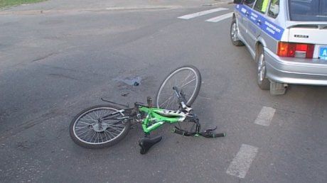 13-летний велосипедист погиб под колесами иномарки в Доволенском районе