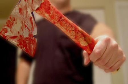 Пожилых супругов из Барабинского района зарубили топором