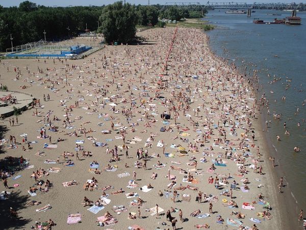 Первые три пляжа открылись в Новосибирском регионе