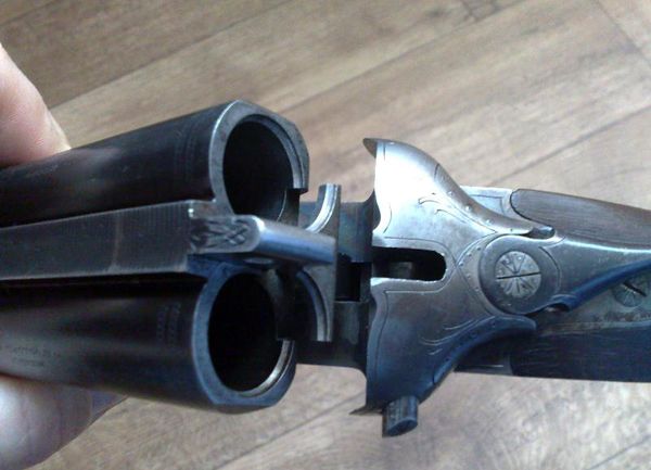 Орнитолог «Толмачево» украл у коллеги ружье, надеясь, что тот лишится работы