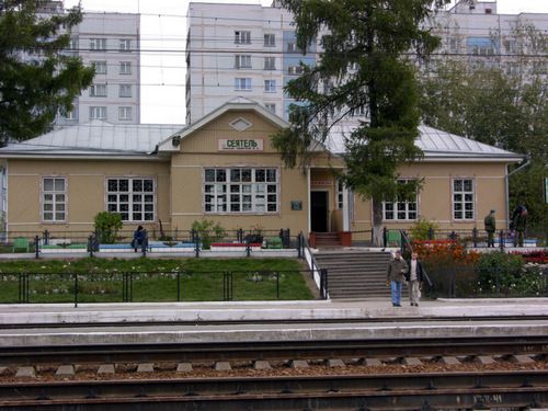 На станции Сеятель открыли большую перехватывающую парковку