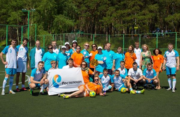 «Ростелеком» в Новосибирске выиграл благотворительный турнир по мини-футболу