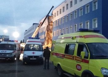Число погибших при обрушении казармы ВДВ под Омском выросло до 23 человек