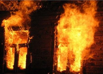 Супруги сожгли дом родственницы за то, что она не пустила их к себе жить