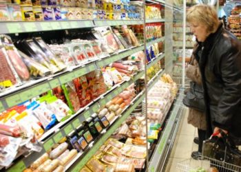 Половина продуктов питания в Новосибирске фальсифицирована, а с колбасой все совсем плохо