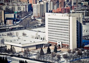 Президент РФ подписал закон о лишении мандатов депутатов за отсутствие деклараций о доходах