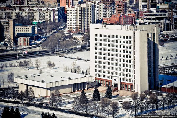 Президент РФ подписал закон о лишении мандатов депутатов за отсутствие деклараций о доходах