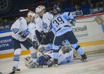 Хоккейная «Сибирь» впервые в сезоне проиграла третий матч подряд