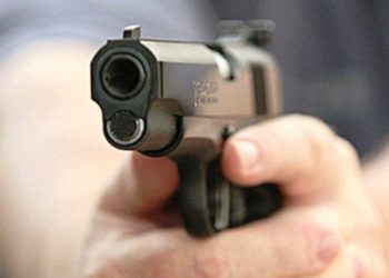 Коммунальщика приговорили к трем годам за стрельбу из травматического пистолета