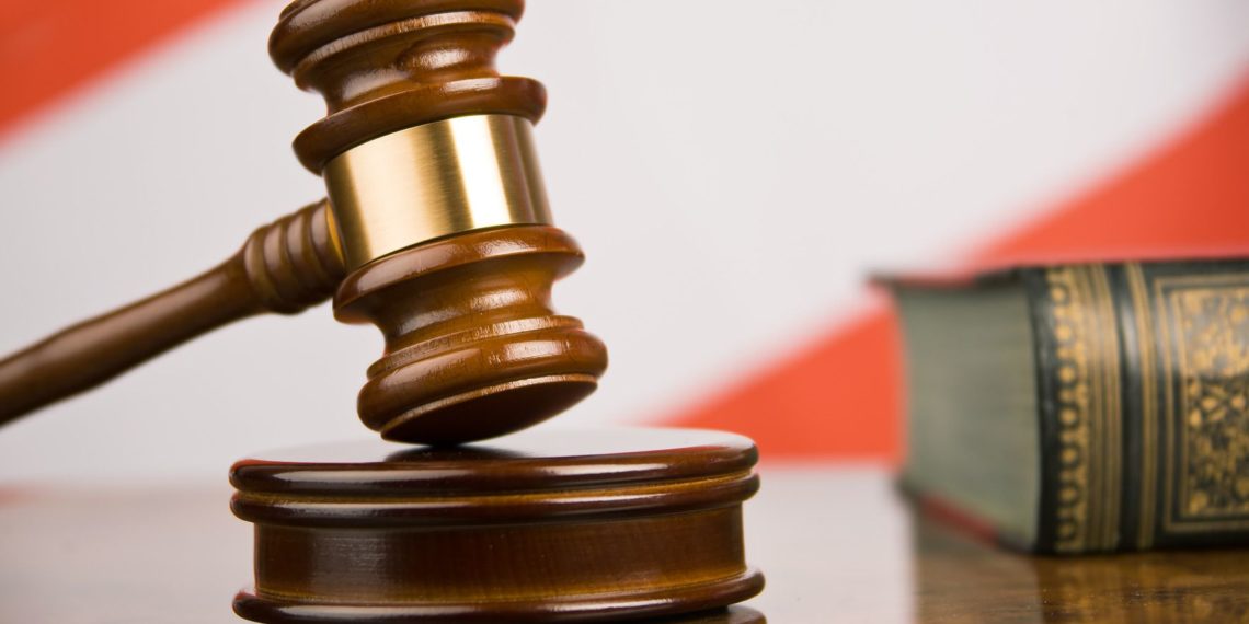 Новосибирцы, ограбившие пожилого жителя НСО, получили 9,5 лет колонии на двоих