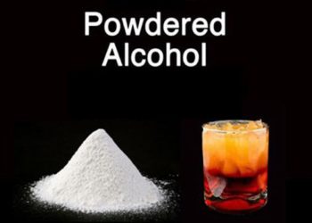 После гибели 12 сибиряков от суррогатного виски Медведев решил запретить «сухой алкоголь»