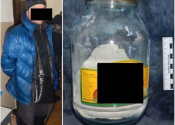 Житель Казахстана возил в Новосибирск героин в пакетах с продуктами своей сожительницы