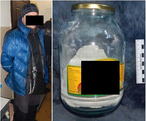 Житель Казахстана возил в Новосибирск героин в пакетах с продуктами своей сожительницы