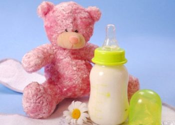 В Новосибирске грудной ребенок умер после кормления