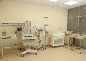 Врач-неонатолог Новосибирского роддома пошла под суд из-за смерти новорожденного