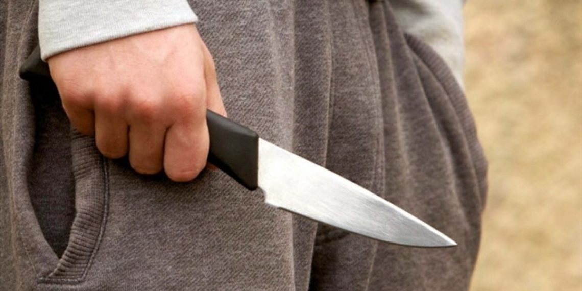 В Новосибирске пьяный отец пытался убить 10-летнего сына