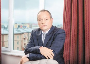 Новосибирский суд рассматривает дело о чемоданчике со 111 миллионами рублей