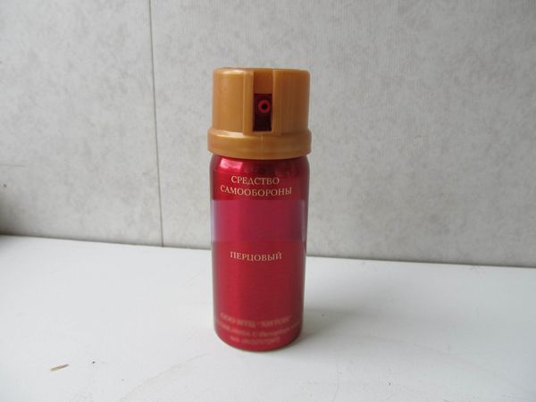 Новосибирец распылил перцовый баллончик в лицо пассажиров метро и скрылся