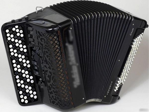 Горожан просят пожертвовать музыкальные инструменты для сельских клубов