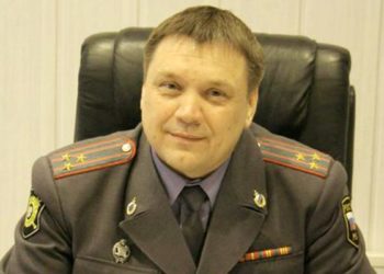 Тулеев просит лишить почетного звания экс-главу ГИБДД региона Мовшина