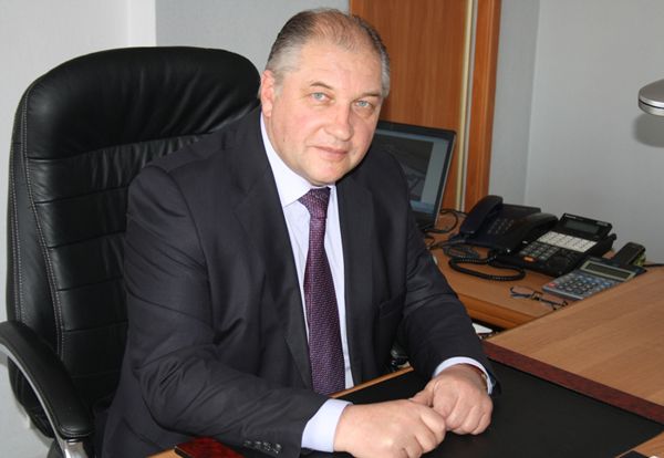 Сергей Яцун, возможно, не выдержал противостояния административных структур — губернатор