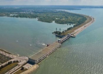 Сотрудников Новосибирской ГЭС пришлось экстренно эвакуировать из-за сообщения о бомбе