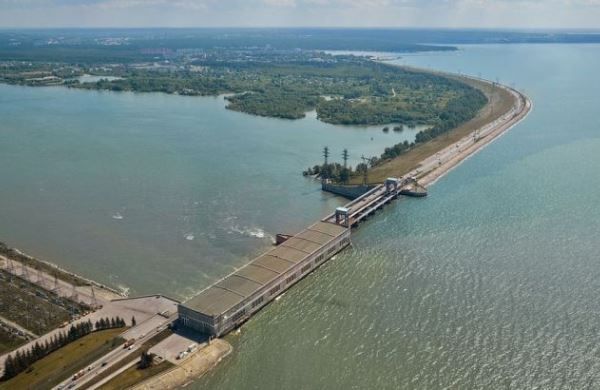 Сотрудников Новосибирской ГЭС пришлось экстренно эвакуировать из-за сообщения о бомбе