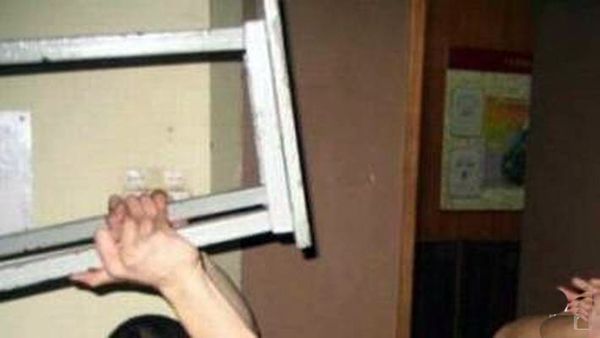 Криками «Пожар!» инвалид из Новосибирской области остановил ограбление своего дома