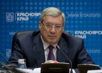 Петицию за отстранение Виктора Толоконского подписали несколько тысяч человек