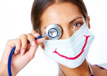 Больше половины новосибирцев болеют прямо на работе