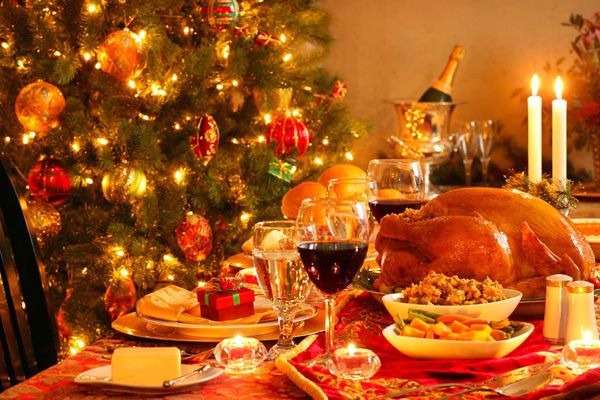 Росстат оценил новогодний стол-2017 от двух тысяч рублей