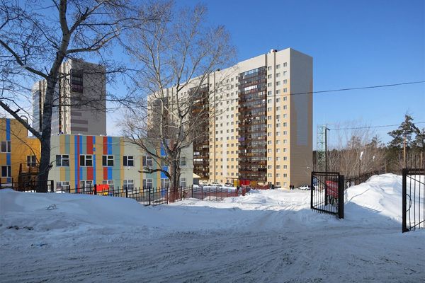 Подрядчик «Альфа капитала» проиграл суд о трещинах и плесени в новосибирском доме для ФСБ