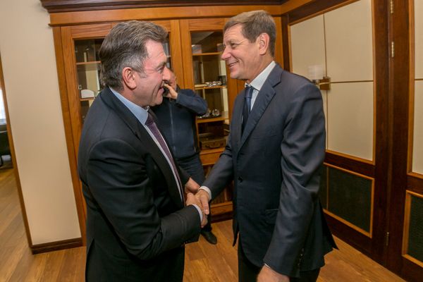 Новосибирские депутаты презентовали вице-спикеру Госдумы меры поддержки АПК