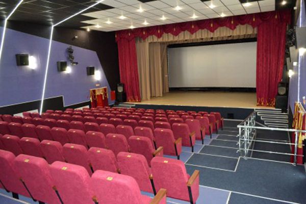 Кинотеатр в Сибири закрыли на три месяца из-за превышения уровня радиации