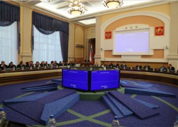 Депутаты Новосибирского горсовета заработали от 0 до 104 млн рублей за 2016 год