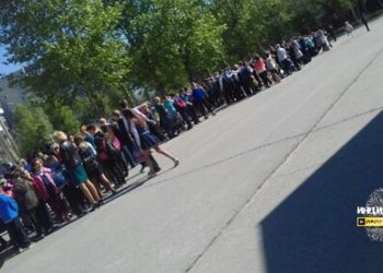 Лицей полностью эвакуирован в Новосибирске после выходки семиклассника